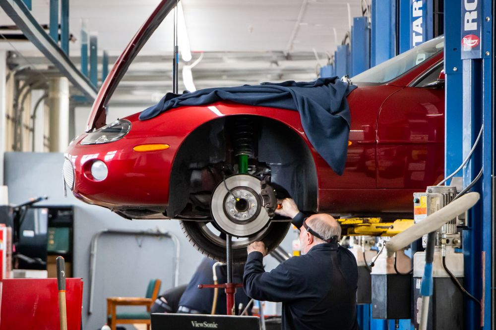 STEVINSON JAGUAR LAKEWOOD Updated June 2024 25 Photos 7999 W