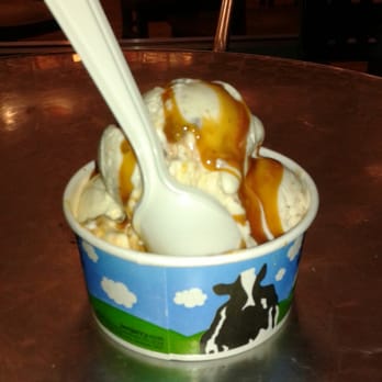 Ben & Jerry’s - Strawberry cheesecake with caramel on top - Ice Cream & Frozen Yogurt Near Me - Burbank, California Ben & Jerry’s - Strawberry cheesecake with caramel on top - Ice Cream & Frozen Yogurt Near Me - Burbank, California