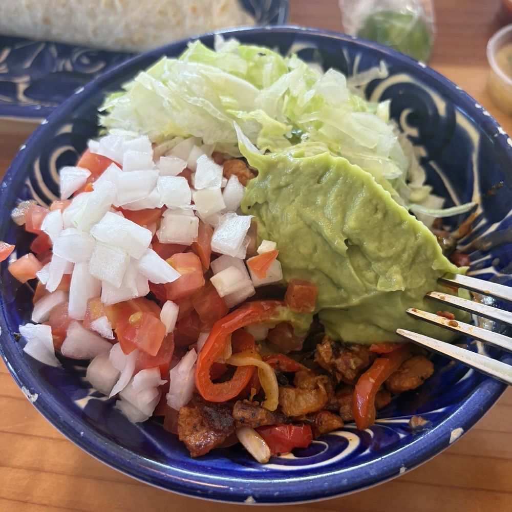 Los Tacos - Vegan Al pastor bowl - Tacos Near Me - Carlsbad, California Los Tacos - Vegan Al pastor bowl - Tacos Near Me - Carlsbad, California