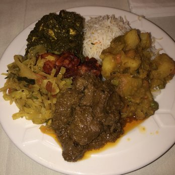 Saffron Patch in the Valley - Full Plate from Buffet! - Indian Near Me - Akron, Ohio