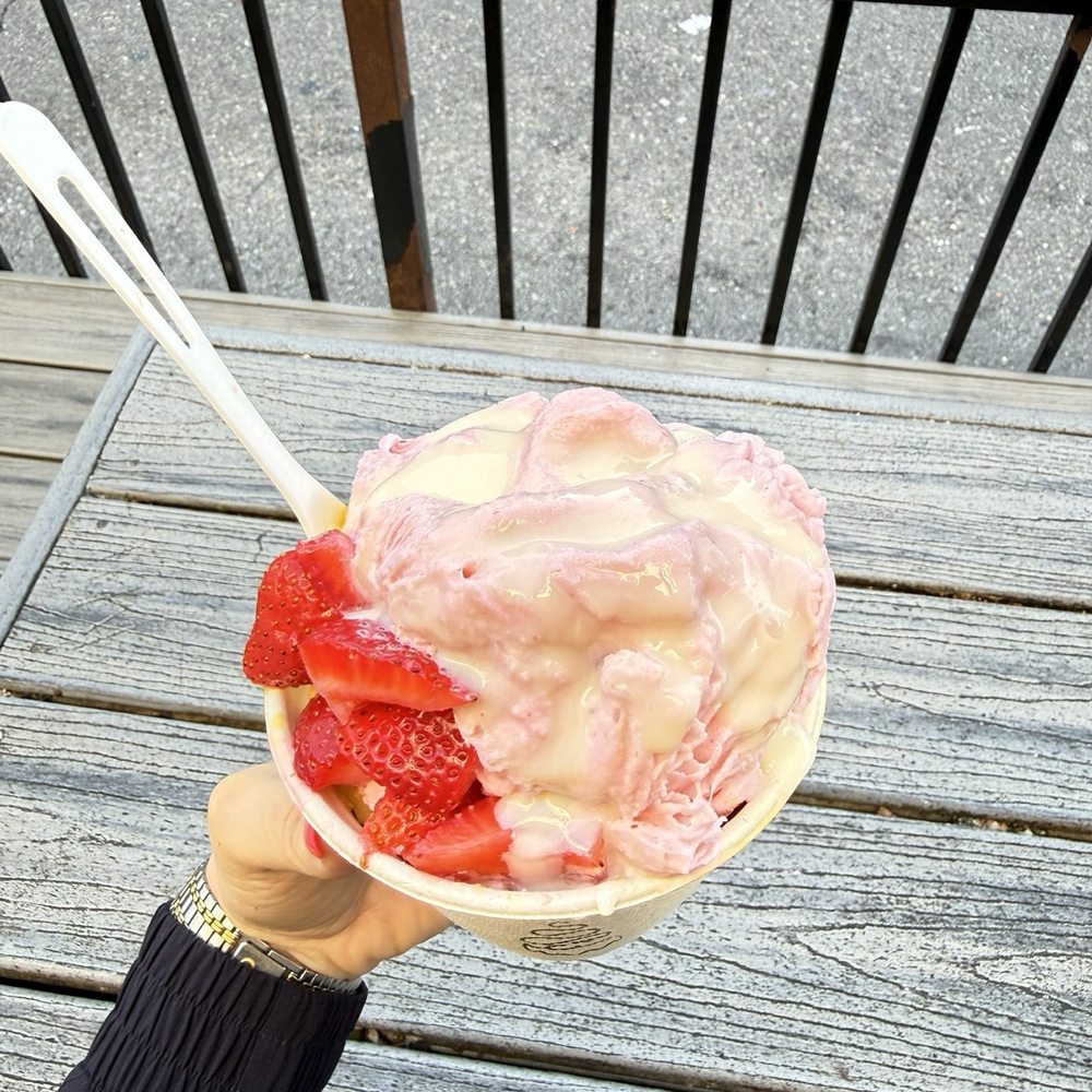 Strawberry Ice Cream + condensed milk + fresh strawberries