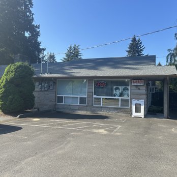 Kim's Barber Shop - Front of Shop - Barbers Near Me - Tacoma, Washington Kim's Barber Shop - Front of Shop - Barbers Near Me - Tacoma, Washington