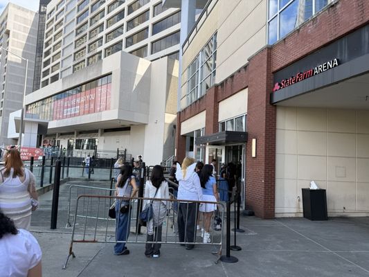 State Farm Arena by null