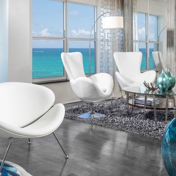 Perla Lichi Design - Fort Lauderdale Playa del Sol beach condo, Living Room close shot. - Interior Design Near Me - Pompano Beach, Florida