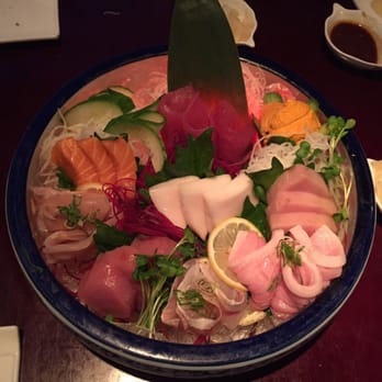 Akira Bistro - Sashimi bowl. - Sushi Bars Near Me - Danville, California