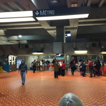 Exo - 1970s style decoration on the floor on the Platform of the Metro or subway station - Public Transportation Near Me - Montreal, Quebec