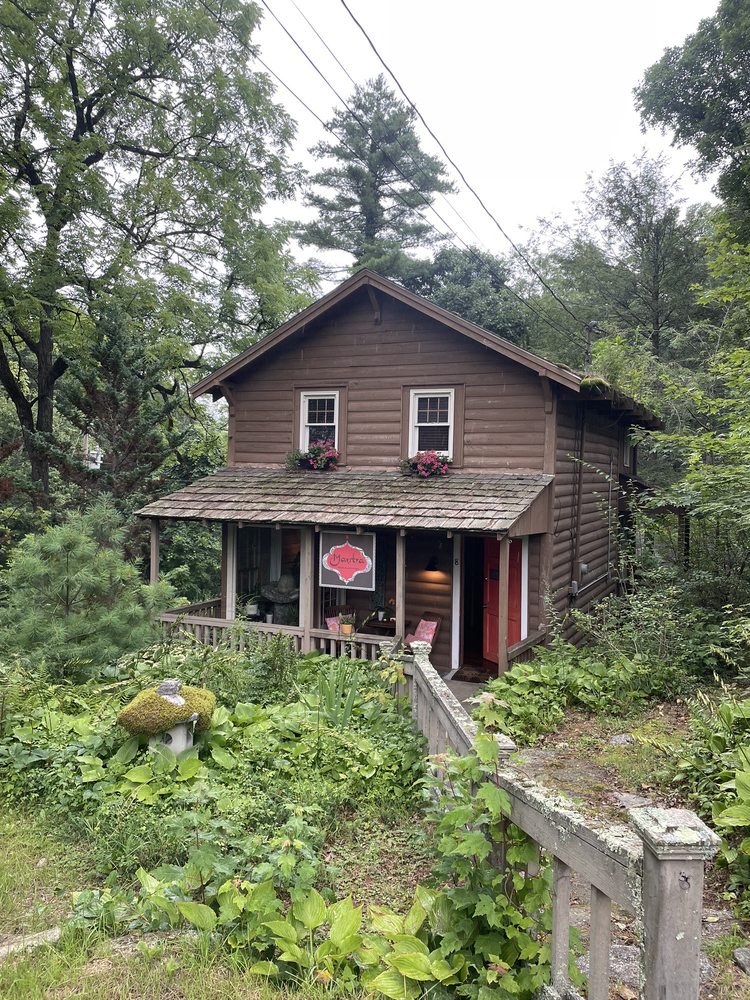 MANTRA MASSAGE STUDIO Updated October 2024 15 Reviews 8 Marmalade