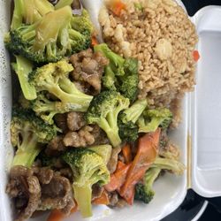 China Bob - BF3. Beef with Broccoli Combo