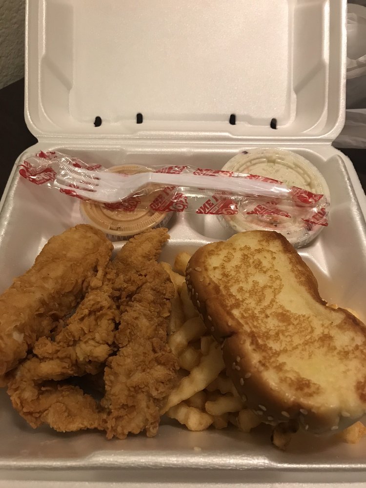 RAISING CANE’S CHICKEN FINGERS 21 Reviews 2505 Richmond Rd