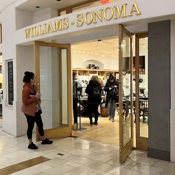 Bellevue Square - Williams Sonoma - Shopping Centers Near Me - Bellevue, Washington