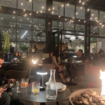 High 5ive Rooftop Bar - Cocktail Bars Near Me - Oakland, California