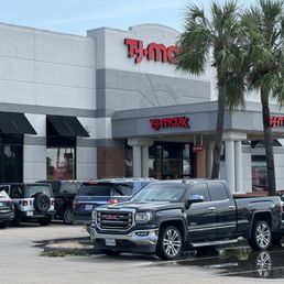 Exterior photo of TJ Maxx - Houston, Texas Exterior photo of TJ Maxx - Houston, Texas