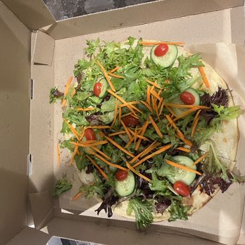 Colony Grill - Salad pizza - Pizza Near Me - Arlington, Virginia