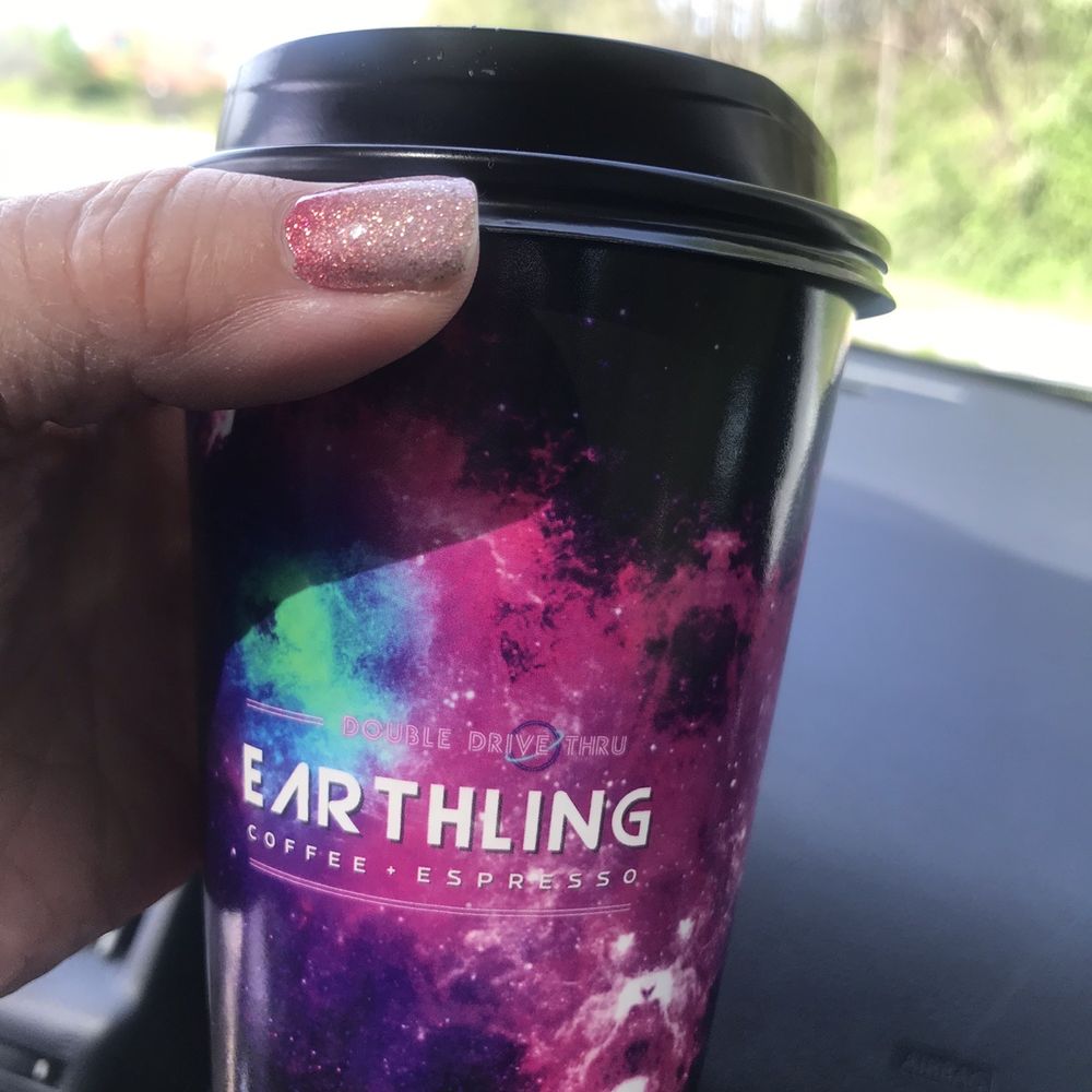 Earthling Coffee + Espresso - Hot Caramel Macchiato - Coffee & Tea Near Me - Candler, North Carolina