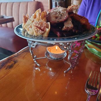 Trader Vic's - Cosmo Tidbits - Hawaiian Near Me - Emeryville, California Trader Vic's - Cosmo Tidbits - Hawaiian Near Me - Emeryville, California