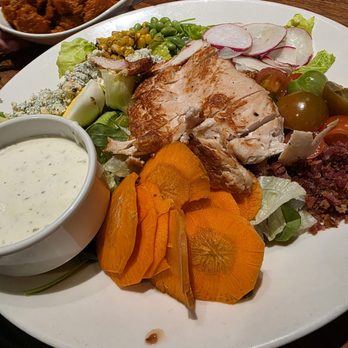 Yard House - New American Near Me - Rancho Cucamonga, California