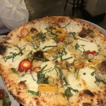 Cipollina - Pesto pizza - Italian Near Me - Austin, Texas