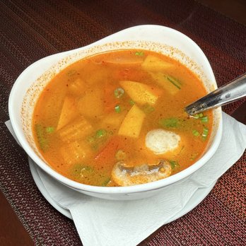 Nisa's Thai - Tom Yum - Thai Near Me - Canton, Massachusetts