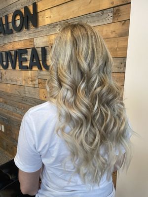 Front Row Bar & Grill by null