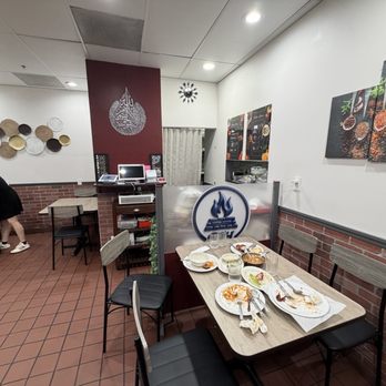 Tandoori Express - Inside - Pakistani Near Me - Honolulu, Hawaii Tandoori Express - Inside - Pakistani Near Me - Honolulu, Hawaii