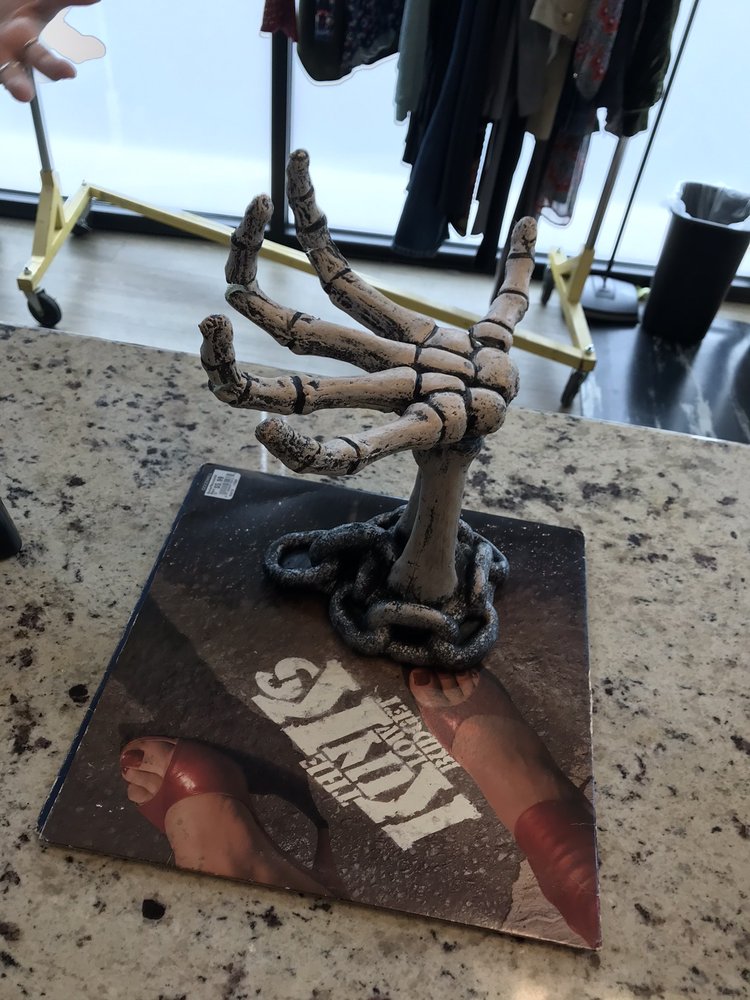 GOODWILL BOUTIQUE EUGENE Open for Business 12 Reviews 685 E