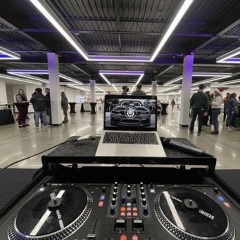 Puro Oro - Our Tesla Corporate Event - DJs Near Me - Santa Monica, California Puro Oro - Our Tesla Corporate Event - DJs Near Me - Santa Monica, California