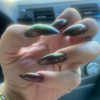 Strawberry Nails - Long, super claws - Nail Salons Near Me - San Jose, California Strawberry Nails - Long, super claws - Nail Salons Near Me - San Jose, California