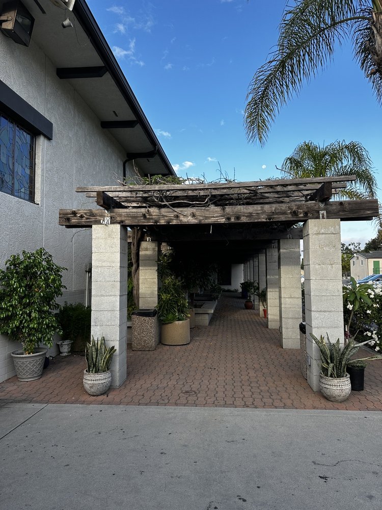 ST FRANCIS XAVIER SCHOOL Updated March 2024 3601 Scott Rd, Burbank