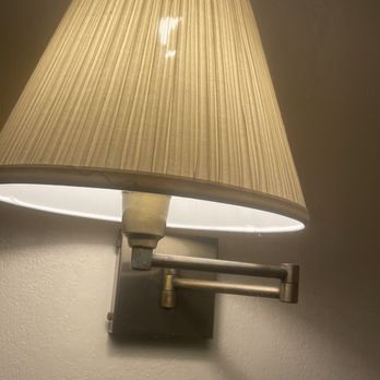 Red Jacket Beach Resort - Yellow old lamp shade - Resorts Near Me - South Yarmouth, Massachusetts