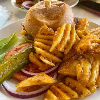 MeMe's Cafe - American Near Me - Springdale, Utah