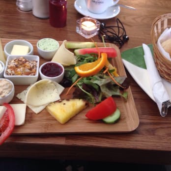 Kaffee Karamell - Mediterranean breakfast set - Breakfast & Brunch Near Me - Berlin, BE Kaffee Karamell - Mediterranean breakfast set - Breakfast & Brunch Near Me - Berlin, BE