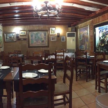 Rincon Huertano - Inside - Arroceria / Paella Near Me - Alicante, A Rincon Huertano - Inside - Arroceria / Paella Near Me - Alicante, A