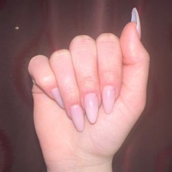 Nails 8002 & Waxing - Full acrylic set with gel polish