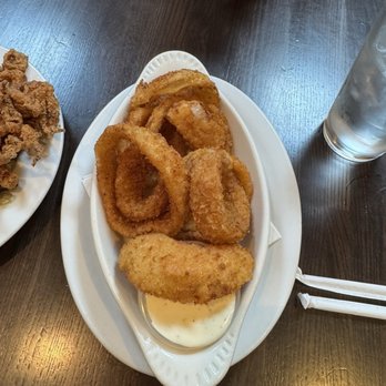 Back Nine Grill & Bar - Crispy Onion Rings - Sports Bars Near Me - Santa Cruz, California Back Nine Grill & Bar - Crispy Onion Rings - Sports Bars Near Me - Santa Cruz, California