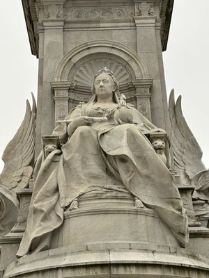 Queen Victoria Memorial by null