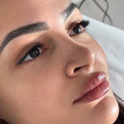 Brickellashes - Eyelash Extensions - Fox Eye