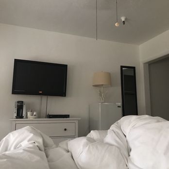 Palm Beach Historic Inn - Free water bottles, TV, couch. - Hotels Near Me - Palm Beach, Florida