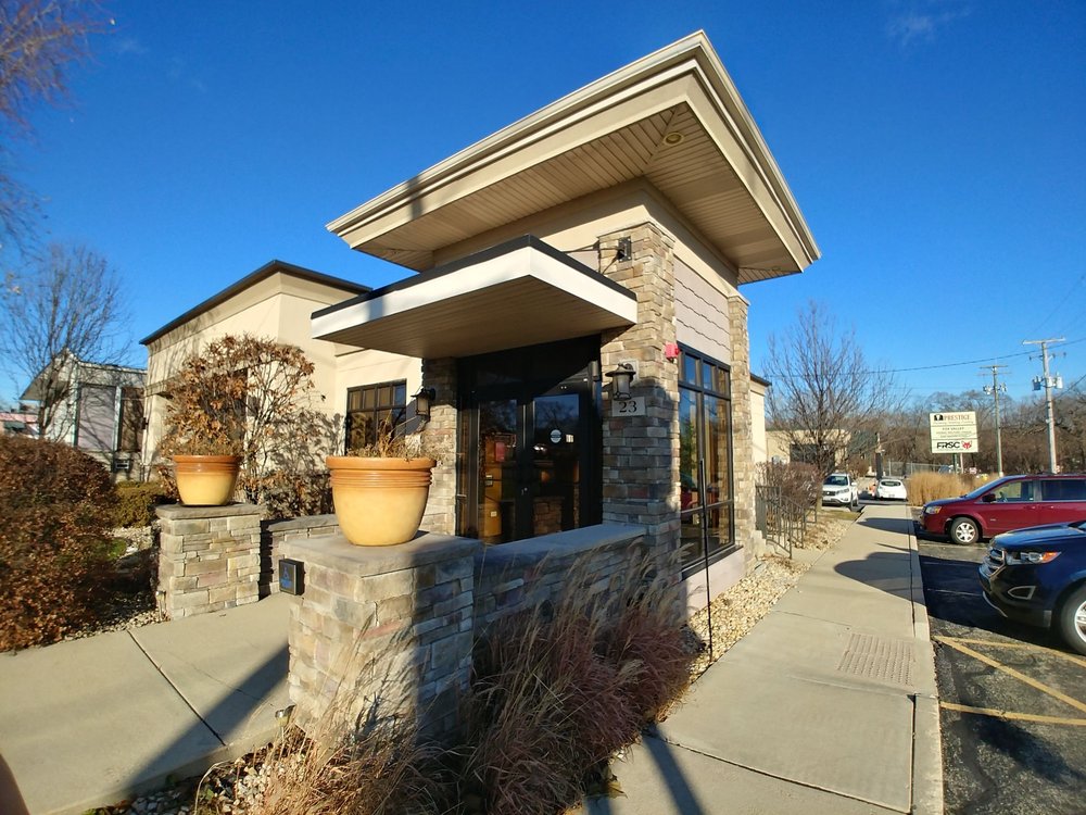 VALLEY SPINE AND PAIN CARE CENTERS near 23 S Lincolnway St 204, North