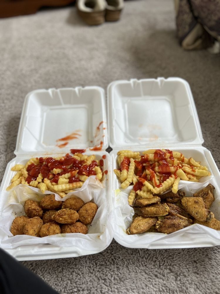 SUPER WINGS & PHILLY Updated September 2024 43 Photos & 44 Reviews