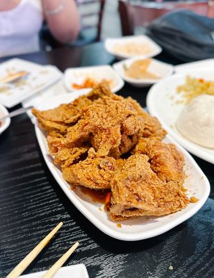 Myungin Dumplings (+Chicken) by null