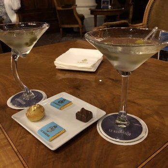 Le Relais - Martinis - Lounges Near Me - Nice, 06