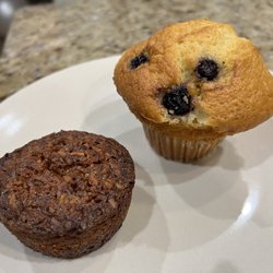 Isabelle Briens French Pastry Cafe - Almondine and blueberry muffin