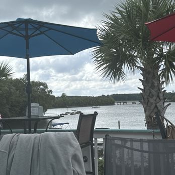 Toucan’s Lakefront Restaurant - New American Near Me - Mooresville, North Carolina Toucan’s Lakefront Restaurant - New American Near Me - Mooresville, North Carolina