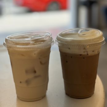 Duchess - Vanilla chai latte (left) and mocha cloud (right) - American Near Me - Los Angeles, California
