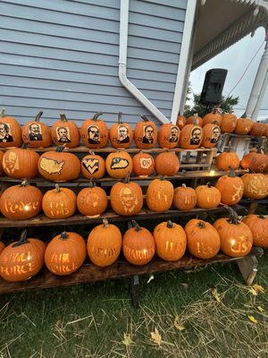 Kenova's Pumpkin House by null