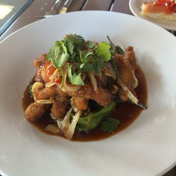D'Vine Bistro & Wine Bar - New American Near Me - Mesa, Arizona