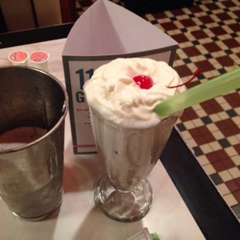 Silver Diner - Enormous Oreo milkshake - Diners Near Me - Greenbelt, Maryland Silver Diner - Enormous Oreo milkshake - Diners Near Me - Greenbelt, Maryland
