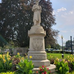 Torrington Civil War Soldier's Monument - Statue