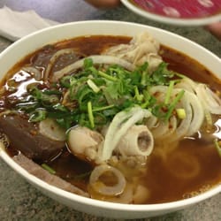 Pho Saigon - Spicy beef noodle soup