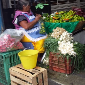 Pasillo de las Carnes - Puesto situado en la entrada. - Butcher Near Me - Oaxaca, OAX Pasillo de las Carnes - Puesto situado en la entrada. - Butcher Near Me - Oaxaca, OAX